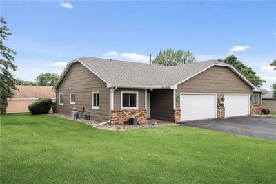 /international/us/701-auburn-place-nw-elk-river-mn-110100470188/