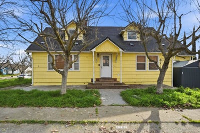 /international/us/1707-luning-street-red-bluff-ca-110105385140/
