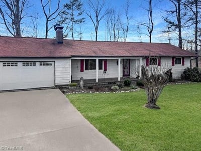 /international/us/344-knollwood-drive-wilkesboro-nc-110104503037/