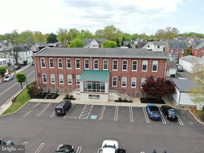 /international/us/21-e-lincoln-avenue-hatfield-pa-110107626717/
