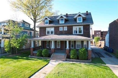 /international/us/14916-clifton-boulevard-lakewood-oh-110107929781/