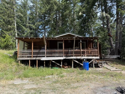 /international/us/3252-little-larabee-creek-road-bridgeville-ca-110108631177/