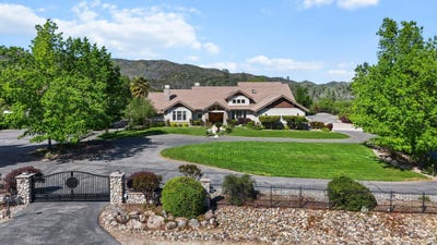 /international/us/15320-middletown-park-drive-redding-ca-110100201805/