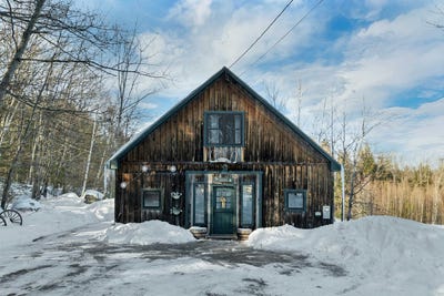 /international/us/washington-hill-road-tamworth-nh-110105976812/