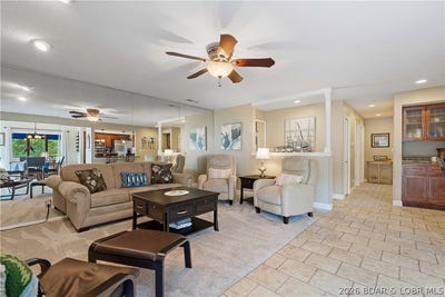 /international/us/1388-pelham-parkway-osage-beach-mo-110119995013/
