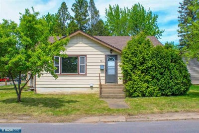 /international/us/423-38th-st-e-hibbing-mn-110108470356/