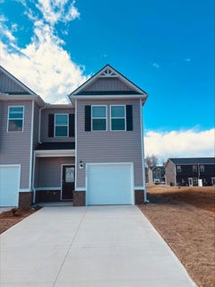 /international/us/1322-roadstead-lane-spartanburg-sc-110106172520/