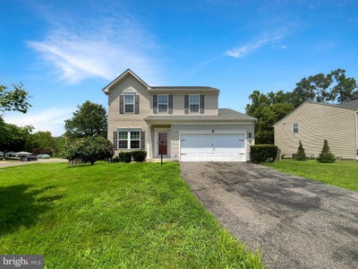 /international/us/2641-myrtlewood-drive-dumfries-va-110100973241/