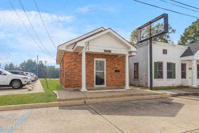 /international/us/114-e-berard-street-st-martinville-la-110088225495/?lang=zh-tw