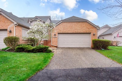 /international/us/37834-siena-drive-farmington-mi-110107488880/