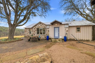 /international/us/275-creek-ridge-trail-mountain-home-tx-110108537618/