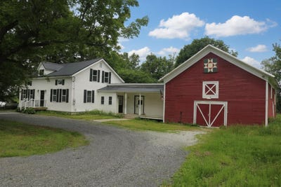 /international/us/115-nichols-road-enosburg-vt-110106524558/