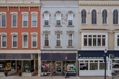 /international/us/114-e-maumee-street-adrian-mi-110106499620/