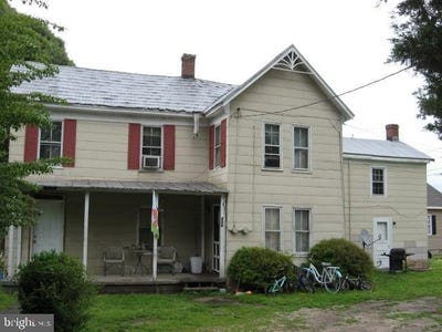 /international/us/436-duke-street-tappahannock-va-110108300934/