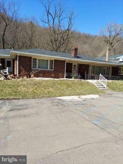 /international/us/630-s-hoffman-boulevard-ashland-pa-110102796070/