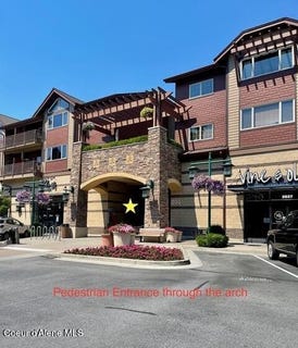 /international/us/2051-n-main-street-coeur-d-alene-id-110108256248/