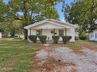 /international/us/2650-e-8th-street-joplin-mo-110120018776/