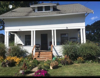 /international/us/54-chapel-street-seneca-falls-ny-110106920836/