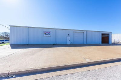 /international/us/39-n-madison-drive-humboldt-tn-110106843447/