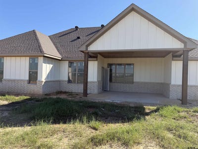 /international/us/16321-county-road-441-lindale-tx-110120452938/