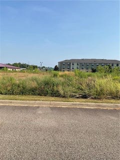 /international/us/lot-26-e-c-st-russellville-ar-110101463625/