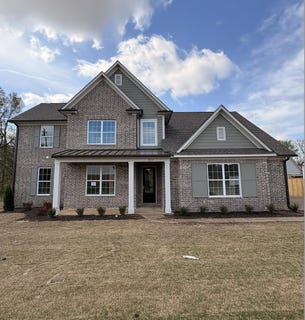 /international/us/5054-summers-rd-arlington-tn-110105218609/