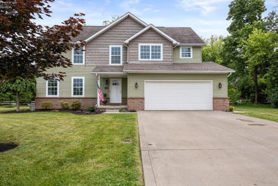 /international/us/2149-n-wedgewood-circle-port-clinton-oh-110100193282/