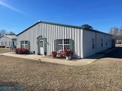 /international/us/1399-centerville-road-shacklefords-va-110103595566/