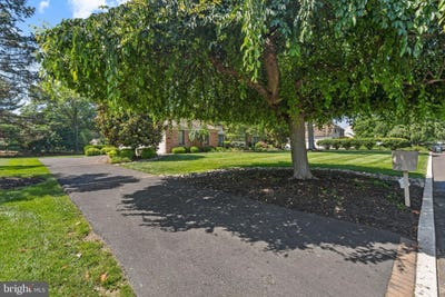 /international/us/72-hidden-cove-drive-churchville-pa-110101199863/