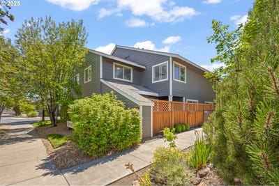 /international/us/111-nw-hawthorne-ave-bend-or-110101214117/