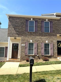 /international/us/4198-pickering-drive-hickory-nc-110107777132/