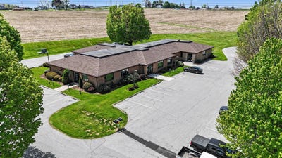 /international/us/3375-carlisle-road-gardners-pa-110107569870/