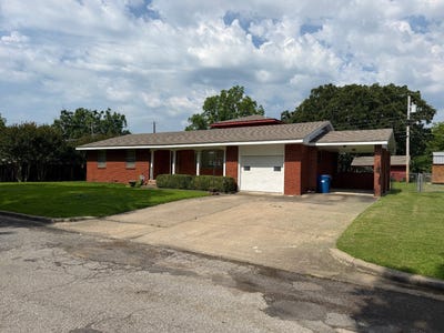 /international/us/435-n-kay-ave-atoka-ok-110108411688/