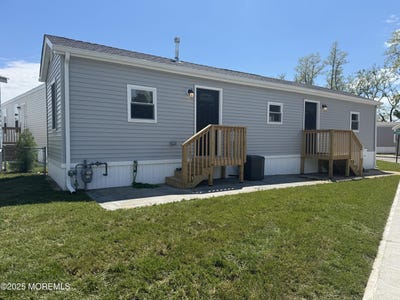 /international/us/17-avenue-d-hazlet-nj-110100835092/