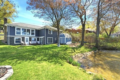 /international/us/29-east-shore-drive-coventry-ri-110107854639/