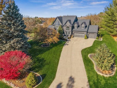 /international/us/4205-quail-court-west-des-moines-ia-110103518829/