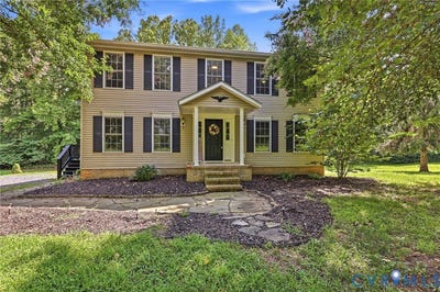 /international/us/76-old-curdsville-road-farmville-va-110109666682/