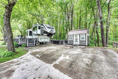/international/us/73-moccasin-lane-blairsville-ga-110108338003/