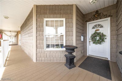 /international/us/2892-whispering-shores-drive-vermilion-oh-110098620943/