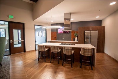 /international/us/6450-37th-avenue-nw-rochester-mn-110103046860/