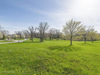 /international/us/215-oak-brook-road-oak-brook-il-110107477457/