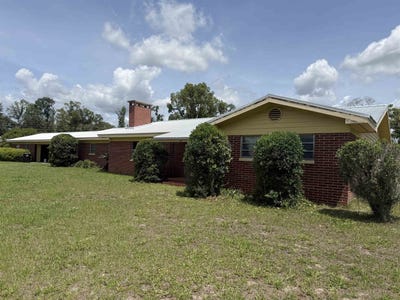 /international/us/507-plantation-road-perry-fl-110108280346/