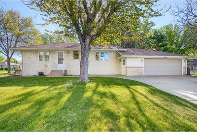 /international/us/558-113th-lane-nw-coon-rapids-mn-110108749880/