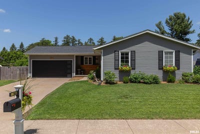 /international/us/1924-e-rusholme-street-davenport-ia-110100399738/