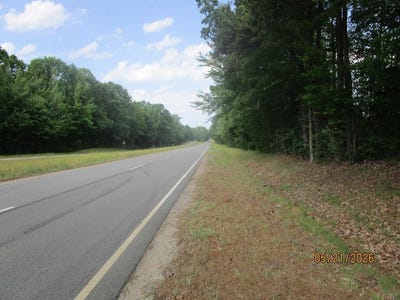 /international/us/1-boydton-plank-alberta-va-110108197865/