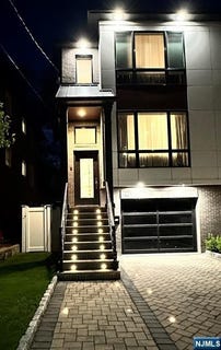 /international/us/414-lawton-avenue-cliffside-park-nj-110107755289/