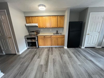 /international/us/24-ledge-street-nashua-nh-110108068290/