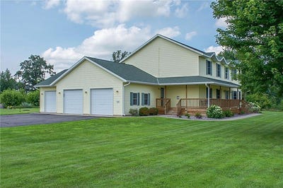 /international/us/11688-40th-street-bowlus-mn-110105876611/