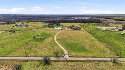 /international/us/206-bounds-ranch-road-gunter-tx-110106223873/