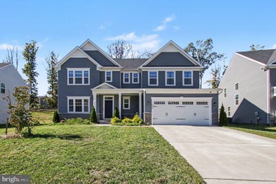 /international/us/8804-zoe-court-spotsylvania-va-110120755054/